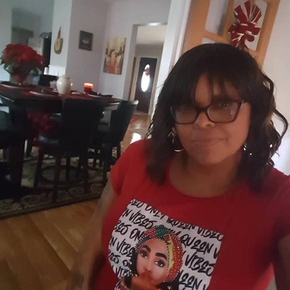 Meet your Posher, Posh - Picture 3 of 9